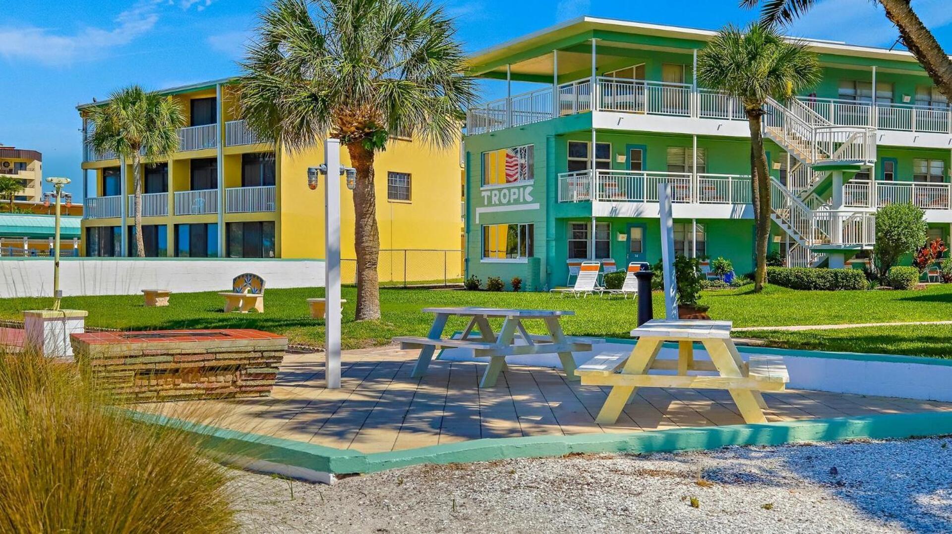 Tropic Terrace Hotel St. Pete Beach Luaran gambar